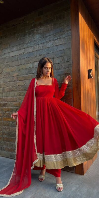 RTC 5961 Red in Color Blooming Georgette Lace Work Salwar Suit . Wedding, Party, Festive Grab it for ₹3049. Delivery 4-6 Working Days. Shop now. | Casual Suits, Jump Suits, Tops & Bottoms, Track Suits, Trendy Wear, Creative suits, Designer Suits, Palazzo Suits, Party Wear Suits, Patiala Suits, Salwar suit, Straight Suits