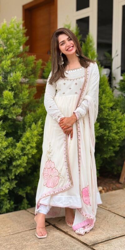 ZF 426 White Georgette Gown Perfect for Wedding, Party, Eid, Festival Celebrations, Haldi – . Introductory Price ₹1849. Delivery 4-6 Working Days. | Bollywood Gowns, Creative Gowns, Designer Gowns, Embroidered Gowns, Gowns, Party Wear Gowns