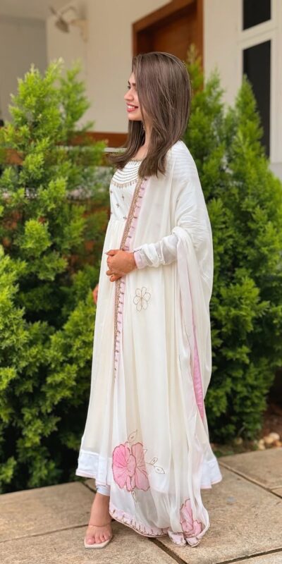 ZF 426 White Georgette Gown Perfect for Wedding, Party, Eid, Festival Celebrations, Haldi – . Introductory Price ₹1849. Delivery 4-6 Working Days. | Bollywood Gowns, Creative Gowns, Designer Gowns, Embroidered Gowns, Gowns, Party Wear Gowns