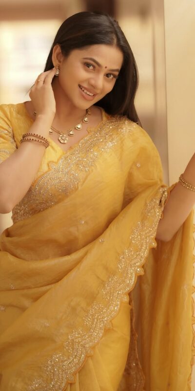 JR 642 Yellow Soft gold crush Saree Perfect for Wedding, Party, Diwali, Pongal, Baisakhi – . Now at just ₹1999. Delivery 4-6 Working Days. Shop now. | Creative Sarees, Embroidered Sarees, Bollywood Sarees, Designer Sarees, Ethnic Saree, Modern Digital sarees, Party Wear Sarees, Sarees