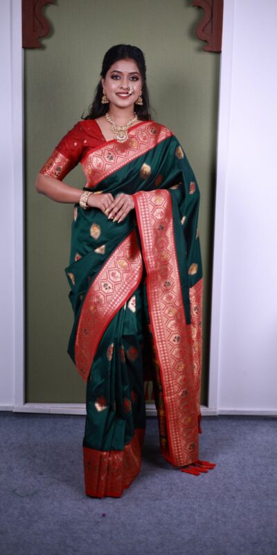 MB 22 Green Soft Paithani Silk Saree with Zari Work & Lace Work. Affordable Price ₹2399. Delivery 4-6 Working Days. Shop now. | Creative Sarees, Bollywood Sarees, Designer Sarees, Embroidered Sarees, Ethnic Saree, Modern Digital sarees, Party Wear Sarees, Sarees
