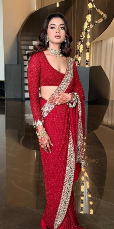 BD 1811 Red in Faux Georgette Mirror Work & Embroidery Work Saree . Exclusive Offer ₹2049. Delivery 4-6 Working Days. Shop now. | Creative Sarees, Bollywood Sarees, Designer Sarees, Embroidered Sarees, Ethnic Saree, Modern Digital sarees, Party Wear Sarees, Sarees