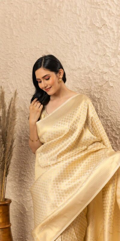 KPR 073 Off White Soft Lichi Silk Saree Perfect for Wedding, Party, Reception, Diwali, Ethnic Day – . Affordable Price ₹1299. Delivery 4-6 Working Days. | Creative Sarees, Bollywood Sarees, Designer Sarees, Embroidered Sarees, Ethnic Saree, Modern Digital sarees, Party Wear Sarees, Sarees