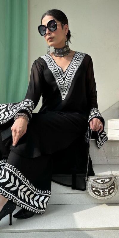 ST 147 Black Color Faux Georgette Salwar Suit with Embroidery Work. Best Price ₹1849. Delivery 4-6 Working Days. Shop now. | Casual Suits, Jump Suits, Creative suits, Designer Suits, Palazzo Suits, Party Wear Suits, Patiala Suits, Salwar suit, Straight Suits