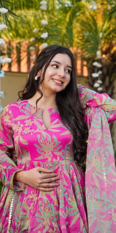 BD 1804 Pink Chinon Silk Salwar Suit Perfect for Wedding, Party, Diwali, Mehendi, Ganesh Chaturthi – . Best Price ₹2149. Delivery 4-6 Working Days. | Casual Suits, Jump Suits, Tops & Bottoms, Track Suits, Trendy Wear, Creative suits, Designer Suits, Palazzo Suits, Party Wear Suits, Patiala Suits, Salwar suit, Straight Suits