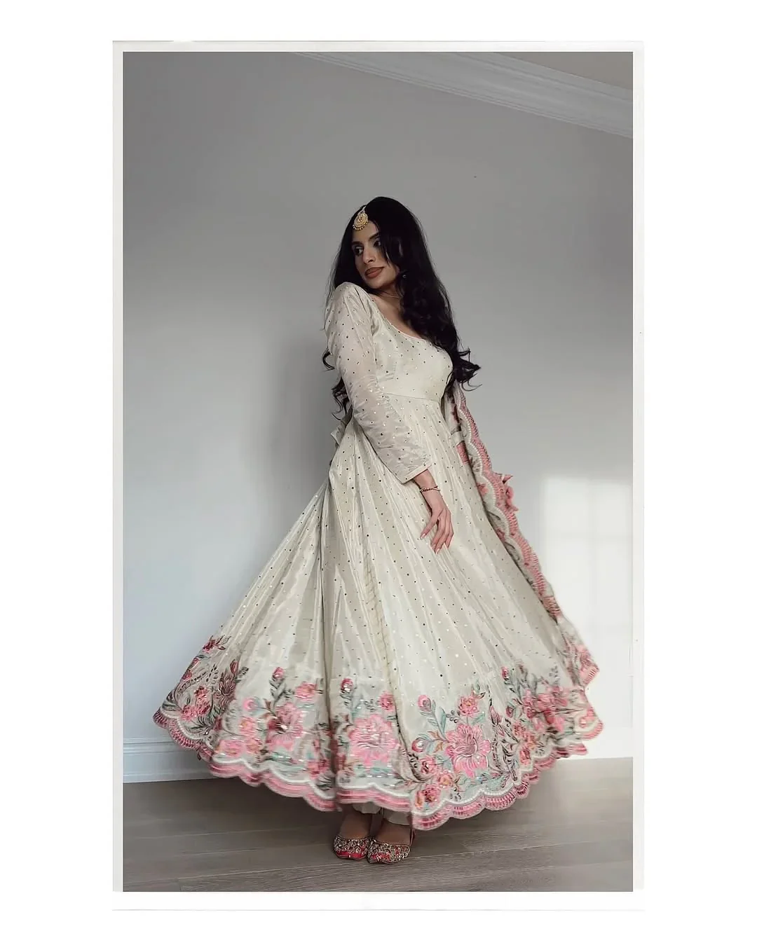 RTC 5873 White Color Chinon Silk Salwar Suit with Designer Work. Exclusive Offer ₹2449. Delivery 4-6 Working Days. Shop now. | Casual Suits, Jump Suits, Creative suits, Designer Suits, Palazzo Suits, Party Wear Suits, Patiala Suits, Salwar suit, Straight Suits