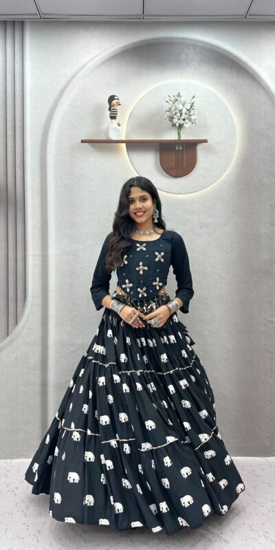 Ram 181 Black Color Pure Cotton Lehenga Choli with Cowrie Work. Festive Deal ₹2649. Delivery 4-6 Working Days. Online Shop now. | Bollywood Lehenga, Creative Lehenga, Designer Lehenga, Embroidered Lehenga, Lehenga, Party Wear Lehenga