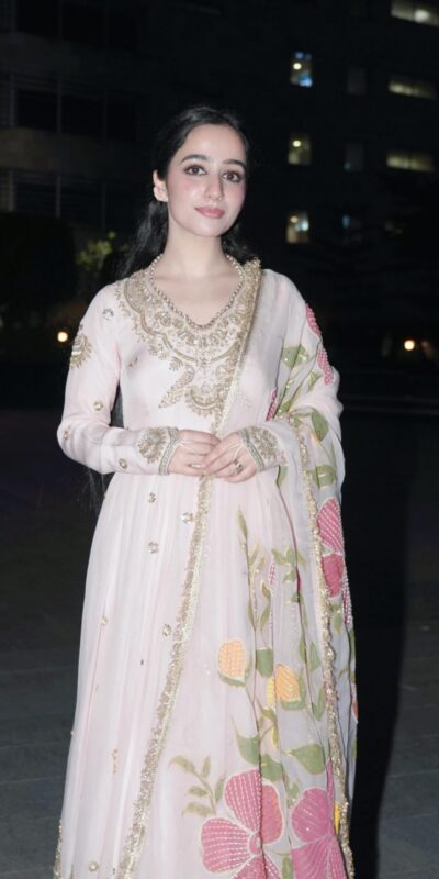 ZB 5072 Cream Fox Perfect for Wedding, Party, Durga Puja, Diwali, Anniversary –Georgette Gown. Now at just ₹2049. Delivery 4-6 Working Days. Shop now. | Bollywood Gowns, Creative Gowns, Designer Gowns, Embroidered Gowns, Gowns, Party Wear Gowns