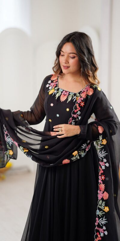 NSR 901 Black Faux Georgette Salwar Suit with Lace Work & Embroidery Work. Introductory Price ₹2099. Delivery 4-6 Working Days. Shop now. | Casual Suits, Jump Suits, Creative suits, Designer Suits, Palazzo Suits, Party Wear Suits, Patiala Suits, Salwar suit, Straight Suits