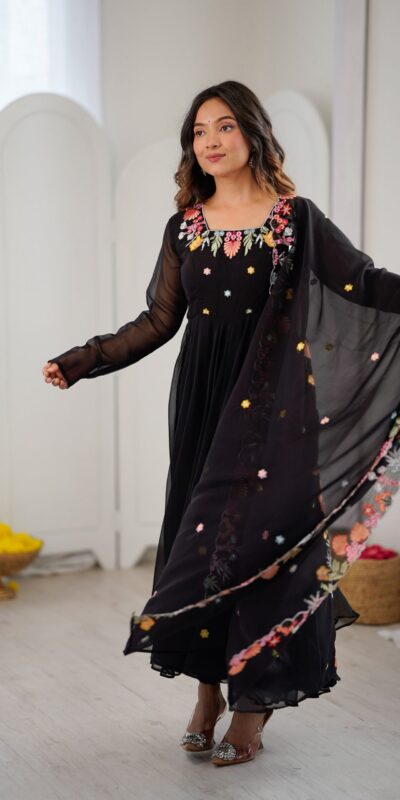 NSR 901 Black Faux Georgette Salwar Suit with Lace Work & Embroidery Work. Introductory Price ₹2099. Delivery 4-6 Working Days. Shop now. | Casual Suits, Jump Suits, Creative suits, Designer Suits, Palazzo Suits, Party Wear Suits, Patiala Suits, Salwar suit, Straight Suits