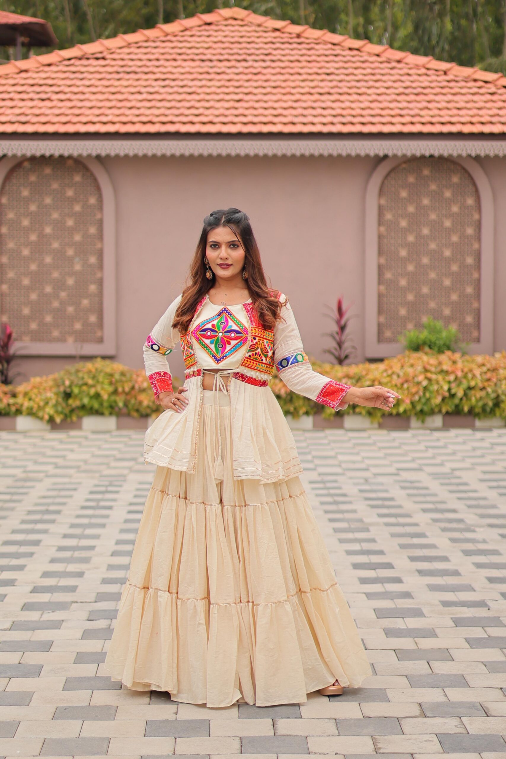Ram 120 White in Pure Cotton Mirror Work & Gamthi Work Lehenga Choli . Exclusive Offer ₹3049. Delivery 4-6 Working Days. Shop now. | Bollywood Lehenga, Creative Lehenga, Designer Lehenga, Embroidered Lehenga, Lehenga, Party Wear Lehenga