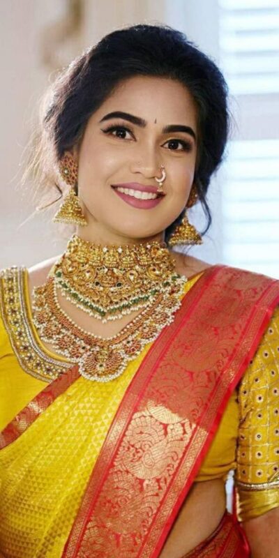 KP 2092 Yellow Color Yellow Soft Lichi Silk Saree with Jacquard Work. Best Price ₹1449. Delivery 4-6 Working Days. Shop now. | Creative Sarees, Bollywood Sarees, Designer Sarees, Embroidered Sarees, Ethnic Saree, Modern Digital sarees, Party Wear Sarees, Sarees
