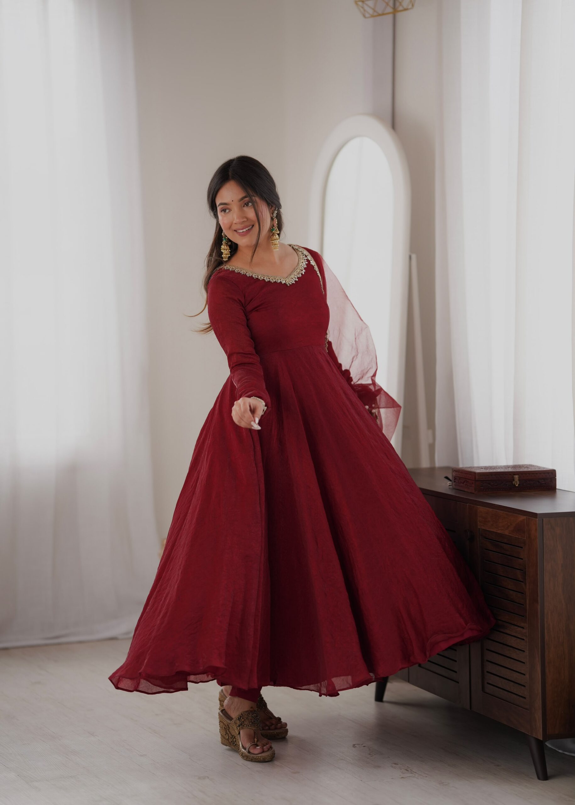 SRK 5355 Maroon Doremon Crush Gown with Lace Work & Mirror Work. Exclusive Offer ₹2099. Delivery 4-6 Working Days. Shop now. | Bollywood Gowns, Creative Gowns, Designer Gowns, Embroidered Gowns, Gowns, Party Wear Gowns