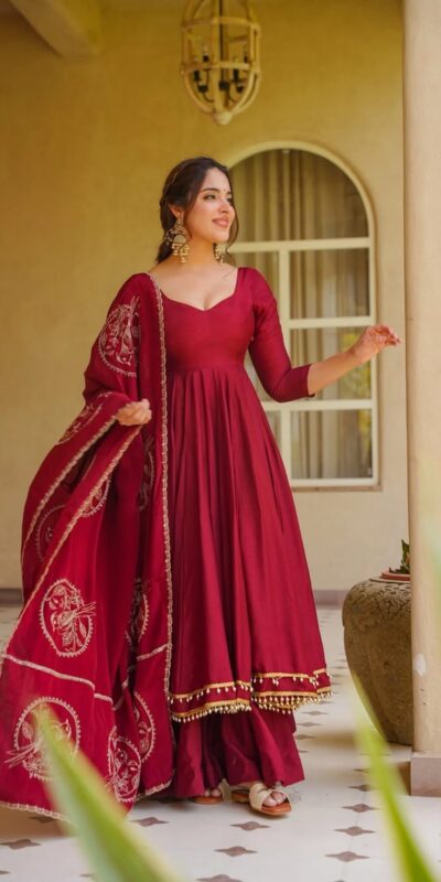 MD 3102 Maroon Colour Roman Silk Salwar Suit with Embroidery Work. Best Price ₹2549. Delivery 4-6 Working Days. Shop now. | Anarkali Suits, Bollywood Anarkali, Creative-Anarkali, Designer Anarkali, Embroidered Anarkali, Party Wear Anarkali