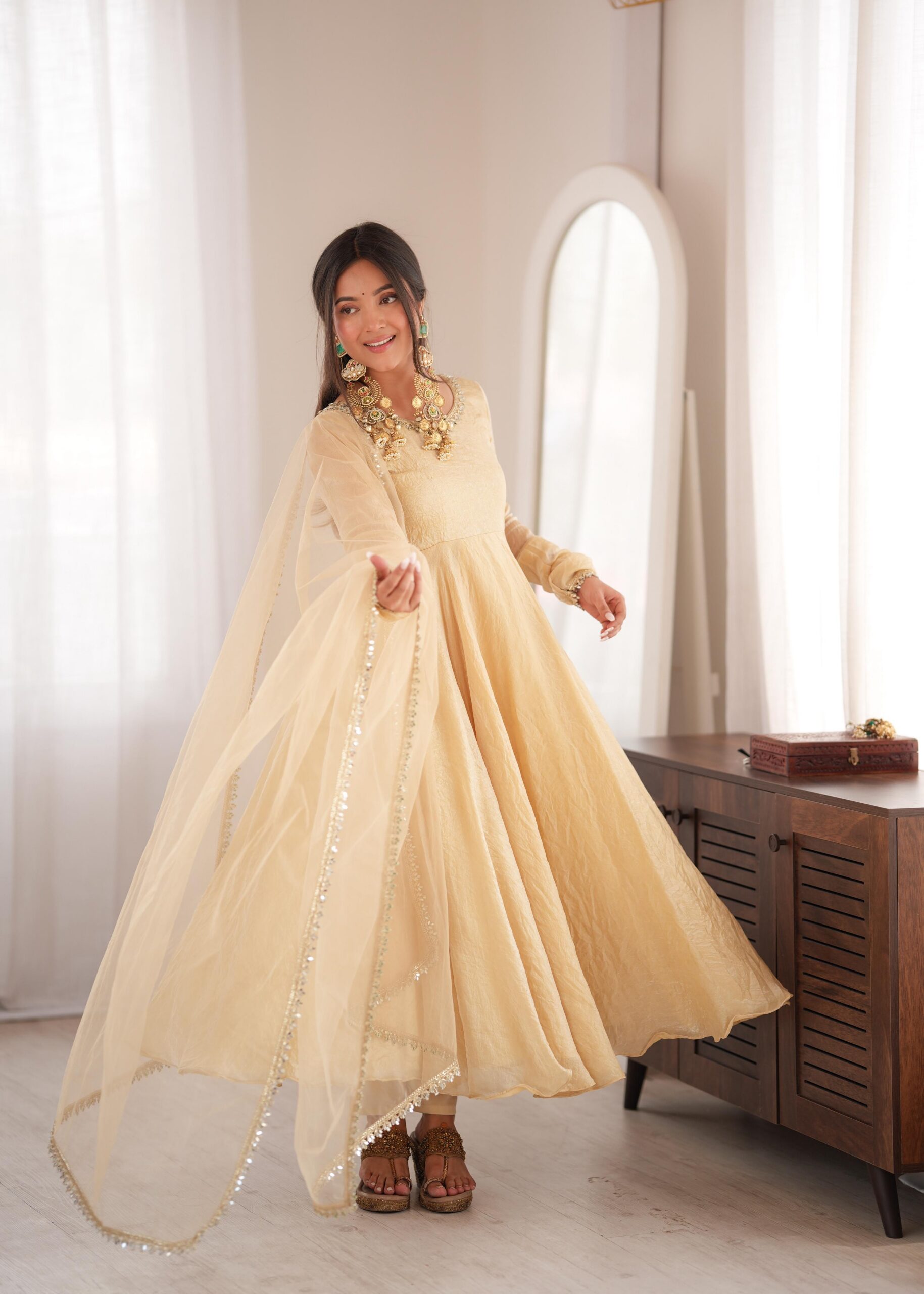 SRK 5355 Off White Doremon Crush Gown with Lace Work & Mirror Work. Exclusive Offer ₹2099. Delivery 4-6 Working Days. Shop now. | Bollywood Gowns, Creative Gowns, Designer Gowns, Embroidered Gowns, Gowns, Party Wear Gowns