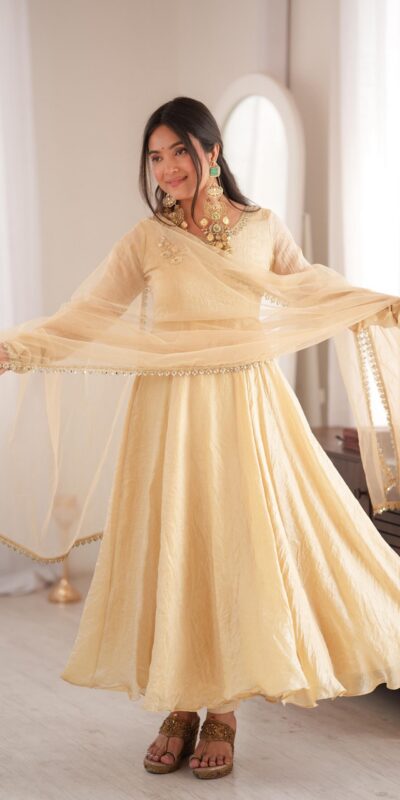 SRK 5355 Off White Doremon Crush Gown with Lace Work & Mirror Work. Exclusive Offer ₹2099. Delivery 4-6 Working Days. Shop now. | Bollywood Gowns, Creative Gowns, Designer Gowns, Embroidered Gowns, Gowns, Party Wear Gowns
