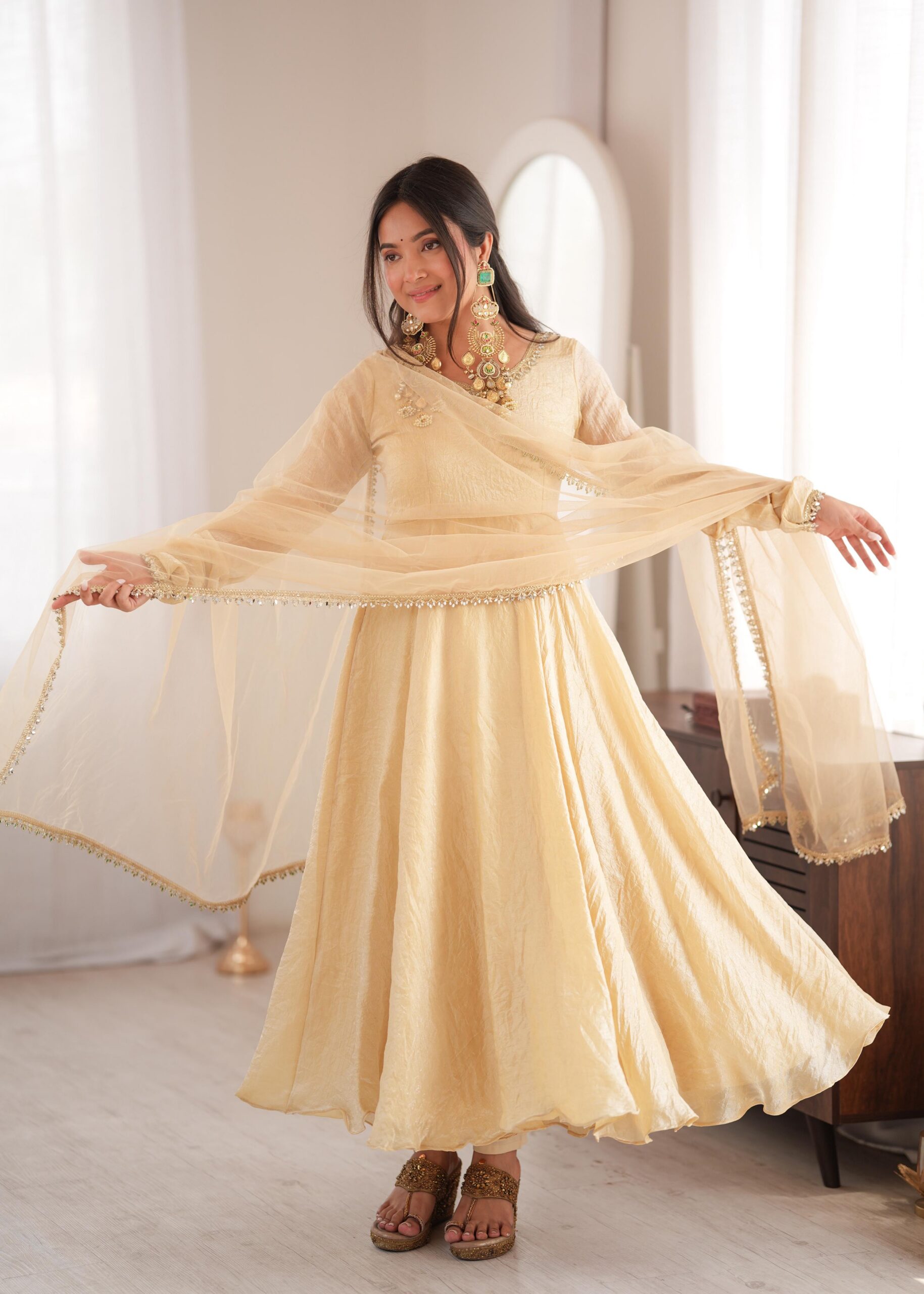 SRK 5355 Off White Doremon Crush Gown with Lace Work & Mirror Work. Exclusive Offer ₹2099. Delivery 4-6 Working Days. Shop now. | Bollywood Gowns, Creative Gowns, Designer Gowns, Embroidered Gowns, Gowns, Party Wear Gowns
