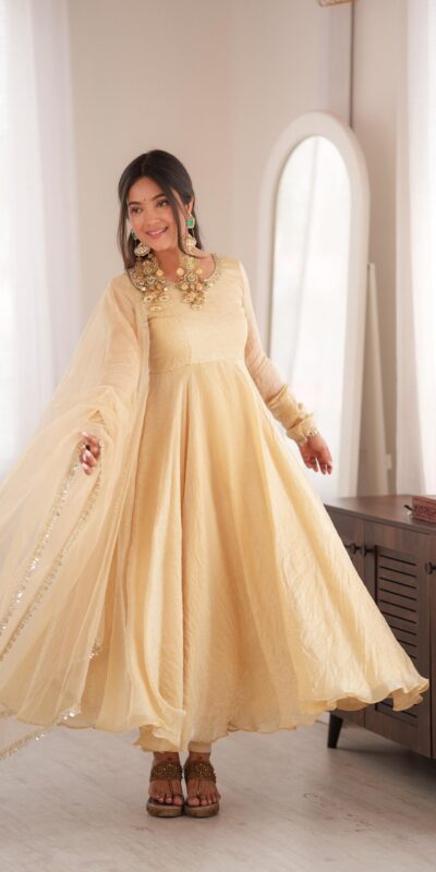 SRK 5355 Off White Doremon Crush Gown with Lace Work & Mirror Work. Exclusive Offer ₹2099. Delivery 4-6 Working Days. Shop now. | Bollywood Gowns, Creative Gowns, Designer Gowns, Embroidered Gowns, Gowns, Party Wear Gowns