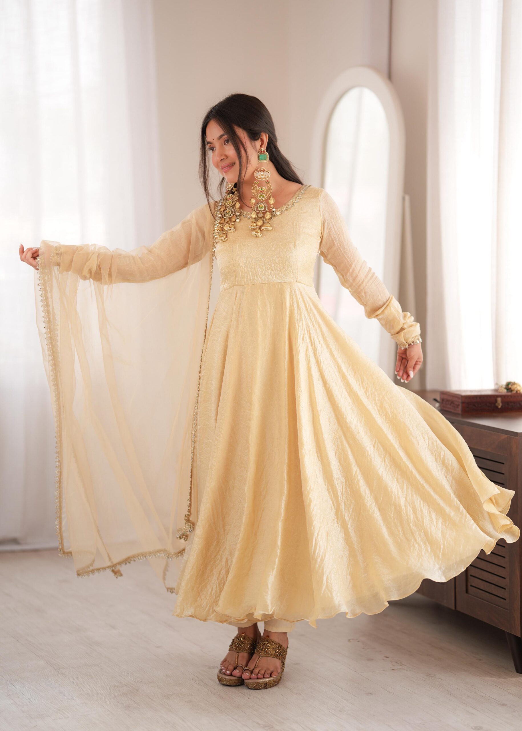 SRK 5355 Off White Doremon Crush Gown with Lace Work & Mirror Work. Exclusive Offer ₹2099. Delivery 4-6 Working Days. Shop now. | Bollywood Gowns, Creative Gowns, Designer Gowns, Embroidered Gowns, Gowns, Party Wear Gowns
