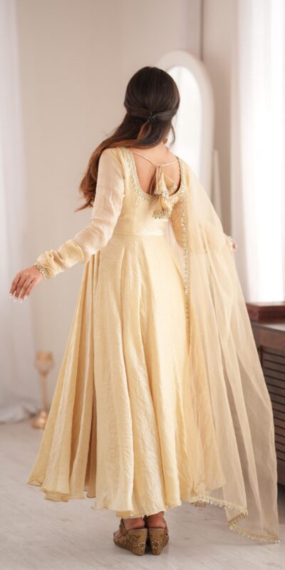 SRK 5355 Off White Doremon Crush Gown with Lace Work & Mirror Work. Exclusive Offer ₹2099. Delivery 4-6 Working Days. Shop now. | Bollywood Gowns, Creative Gowns, Designer Gowns, Embroidered Gowns, Gowns, Party Wear Gowns