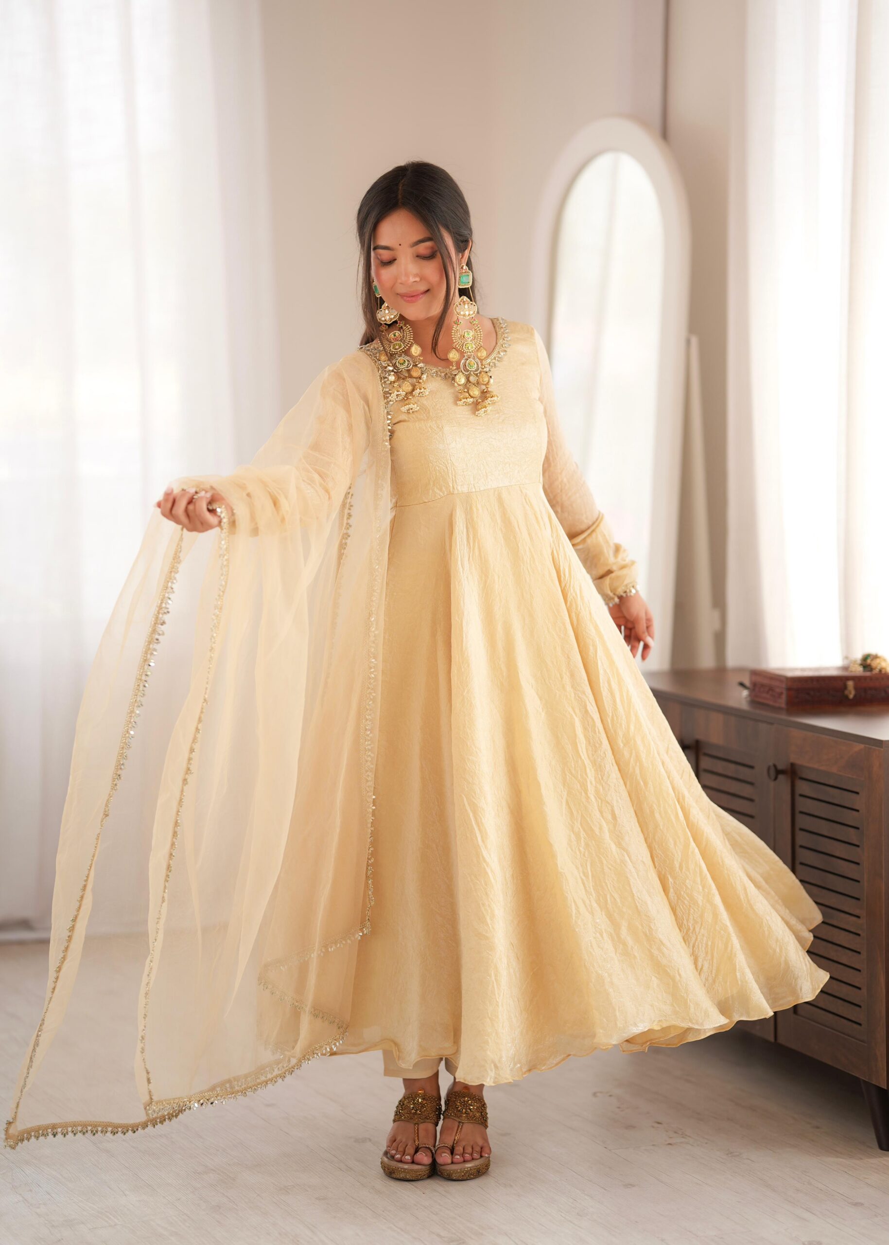 SRK 5355 Off White Doremon Crush Gown with Lace Work & Mirror Work. Exclusive Offer ₹2099. Delivery 4-6 Working Days. Shop now. | Bollywood Gowns, Creative Gowns, Designer Gowns, Embroidered Gowns, Gowns, Party Wear Gowns