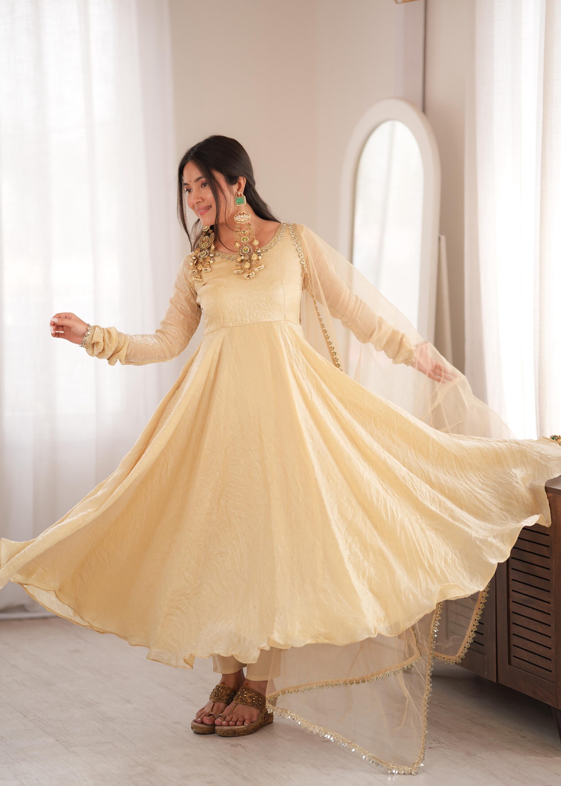 SRK 5355 Off White Doremon Crush Gown with Lace Work & Mirror Work. Exclusive Offer ₹2099. Delivery 4-6 Working Days. Shop now. | Bollywood Gowns, Creative Gowns, Designer Gowns, Embroidered Gowns, Gowns, Party Wear Gowns