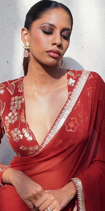 JR 646 Red Georgette Saree Perfect for Wedding, Party, Traditional Day, Housewarming, Pongal – . Exclusive Offer ₹1699. Delivery 4-6 Working Days. Shop | Creative Sarees, Bollywood Sarees, Designer Sarees, Embroidered Sarees, Ethnic Saree, Modern Digital sarees, Party Wear Sarees, Sarees