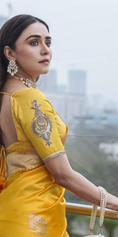 KPR 253 Yellow Color Yellow Soft Lichi Silk Saree with Jacquard Work. Best Price ₹1349. Delivery 4-6 Working Days. Shop now. | Creative Sarees, Bollywood Sarees, Designer Sarees, Embroidered Sarees, Ethnic Saree, Modern Digital sarees, Party Wear Sarees, Sarees
