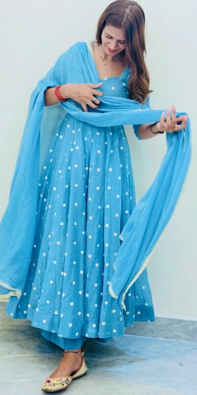 SRK 5358 Sky Blue with Thread Embroidery & Work Sky Blue Georgette Gown . Festive Deal ₹1899. Delivery 4-6 Working Days. Shop now. | Bollywood Gowns, Creative Gowns, Designer Gowns, Embroidered Gowns, Gowns, Party Wear Gowns