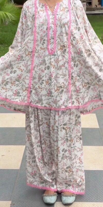 SRK 3180 Pink Natural Crep Lace Work & Digital Print Salwar Suit . Exclusive Offer ₹1949. Delivery 4-6 Working Days. Shop now. | Casual Suits, Jump Suits, Creative suits, Designer Suits, Palazzo Suits, Party Wear Suits, Patiala Suits, Salwar suit, Straight Suits