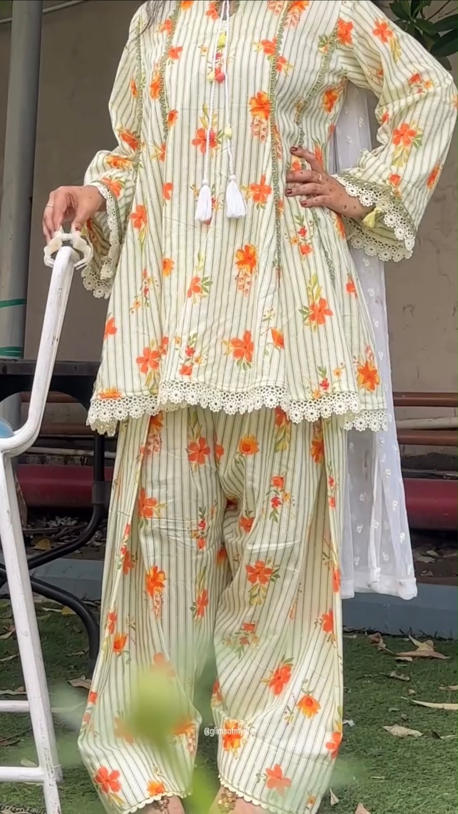 SRK 5362 Off White Natural Crep Lace Work & Digital Print Salwar Suit . Exclusive Offer ₹1899. Delivery 4-6 Working Days. Shop now. | Casual Suits, Jump Suits, Creative suits, Designer Suits, Palazzo Suits, Party Wear Suits, Patiala Suits, Salwar suit, Straight Suits