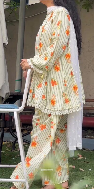 SRK 5362 Off White Natural Crep Lace Work & Digital Print Salwar Suit . Exclusive Offer ₹1899. Delivery 4-6 Working Days. Shop now. | Casual Suits, Jump Suits, Creative suits, Designer Suits, Palazzo Suits, Party Wear Suits, Patiala Suits, Salwar suit, Straight Suits