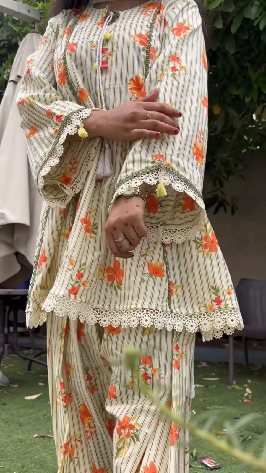 SRK 5362 Off White Natural Crep Lace Work & Digital Print Salwar Suit . Exclusive Offer ₹1899. Delivery 4-6 Working Days. Shop now. | Casual Suits, Jump Suits, Creative suits, Designer Suits, Palazzo Suits, Party Wear Suits, Patiala Suits, Salwar suit, Straight Suits