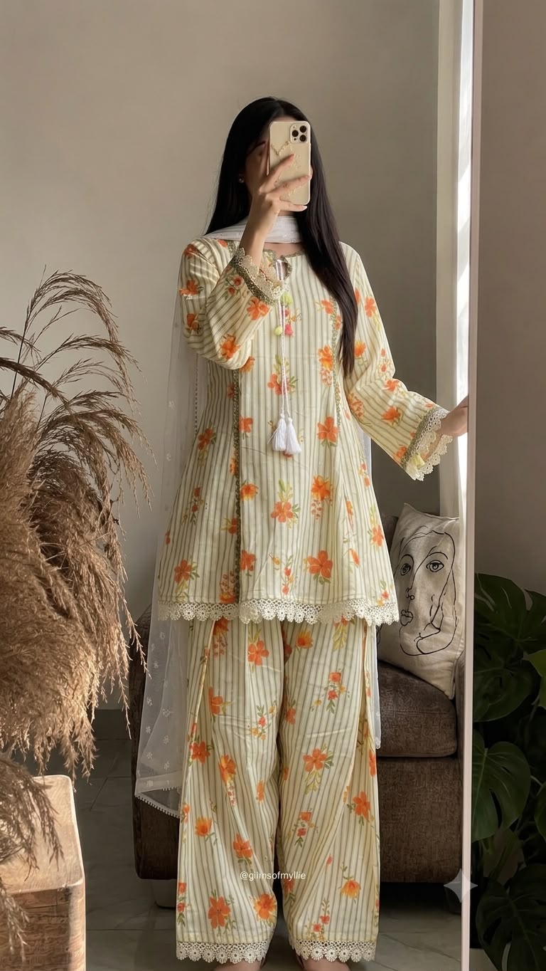 SRK 5362 Off White Natural Crep Lace Work & Digital Print Salwar Suit . Exclusive Offer ₹1899. Delivery 4-6 Working Days. Shop now. | Casual Suits, Jump Suits, Creative suits, Designer Suits, Palazzo Suits, Party Wear Suits, Patiala Suits, Salwar suit, Straight Suits