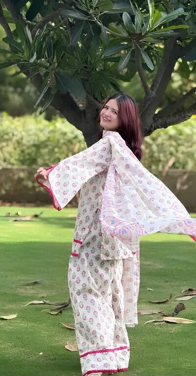 ZSR 3178 Pink Color Natural Crep Salwar Suit with Digital Print. Get it for ₹1999. Delivery 4-6 Working Days. Online Shop now. | Casual Suits, Jump Suits, Creative suits, Designer Suits, Palazzo Suits, Party Wear Suits, Patiala Suits, Salwar suit, Straight Suits