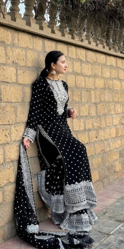 ZB 5064 Black Faux Georgette Salwar Suit with Embroidery Work. Available at ₹2049 only. Delivery 4-6 Working Days. Shop now. | Casual Suits, Jump Suits, Creative suits, Designer Suits, Palazzo Suits, Party Wear Suits, Patiala Suits, Salwar suit, Straight Suits