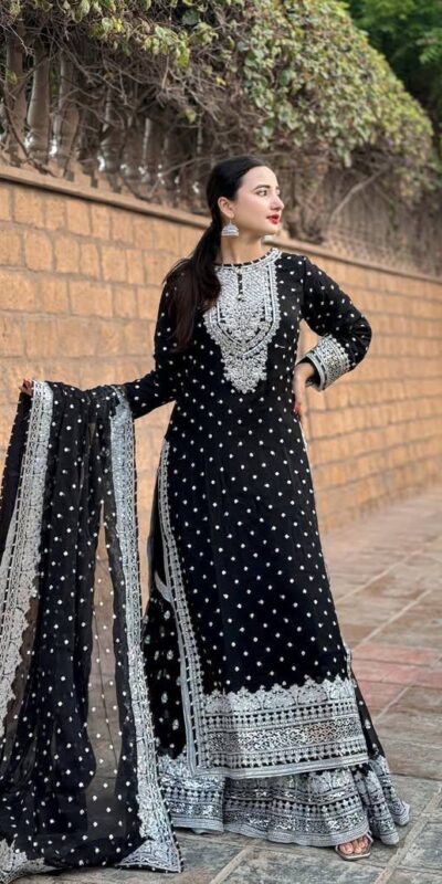 ZB 5064 Black Faux Georgette Salwar Suit with Embroidery Work. Available at ₹2049 only. Delivery 4-6 Working Days. Shop now. | Casual Suits, Jump Suits, Creative suits, Designer Suits, Palazzo Suits, Party Wear Suits, Patiala Suits, Salwar suit, Straight Suits
