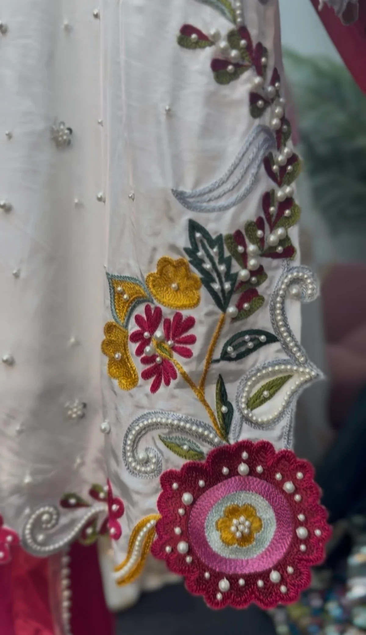 Pretty White Roman Glass Embroidery Work Salwar Suit - Image 6