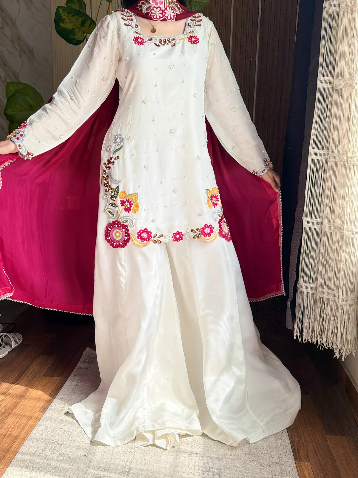 Pretty White Roman Glass Embroidery Work Salwar Suit - Image 5
