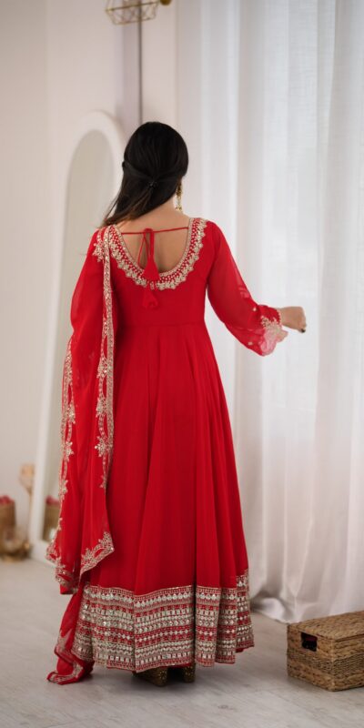 SSR 549 Red Fox Perfect for Wedding, Party, Durga Puja, Diwali, Anniversary –Georgette Gown. Now at just ₹2449. Delivery 4-6 Working Days. Shop now. | Bollywood Gowns, Creative Gowns, Designer Gowns, Embroidered Gowns, Gowns, Party Wear Gowns