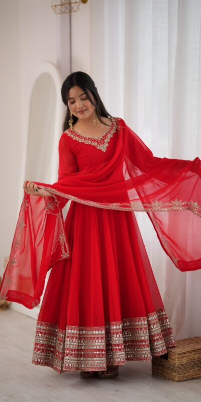 SSR 549 Red Fox Perfect for Wedding, Party, Durga Puja, Diwali, Anniversary –Georgette Gown. Now at just ₹2449. Delivery 4-6 Working Days. Shop now. | Bollywood Gowns, Creative Gowns, Designer Gowns, Embroidered Gowns, Gowns, Party Wear Gowns