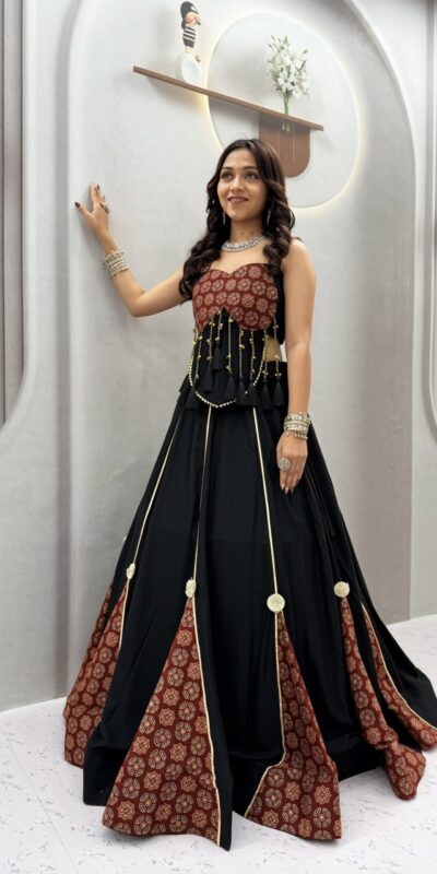 Ram 192 Black in Pure Cotton Mirror Work & Gamthi Work Lehenga Choli . Exclusive Offer ₹2849. Delivery 4-6 Working Days. Shop now. | Bollywood Lehenga, Creative Lehenga, Designer Lehenga, Embroidered Lehenga, Lehenga, Party Wear Lehenga