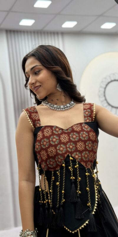 Ram 192 Black in Pure Cotton Mirror Work & Gamthi Work Lehenga Choli . Exclusive Offer ₹2849. Delivery 4-6 Working Days. Shop now. | Bollywood Lehenga, Creative Lehenga, Designer Lehenga, Embroidered Lehenga, Lehenga, Party Wear Lehenga