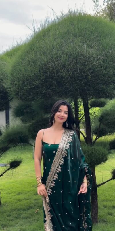 KD 1640 Green Pure Endy Silk Salwar Suit with Embroidery Work & Sequins Work. Exclusive Offer ₹2199. Delivery 4-6 Working Days. Shop now. | Casual Suits, Jump Suits, Creative suits, Designer Suits, Palazzo Suits, Party Wear Suits, Patiala Suits, Salwar suit, Straight Suits