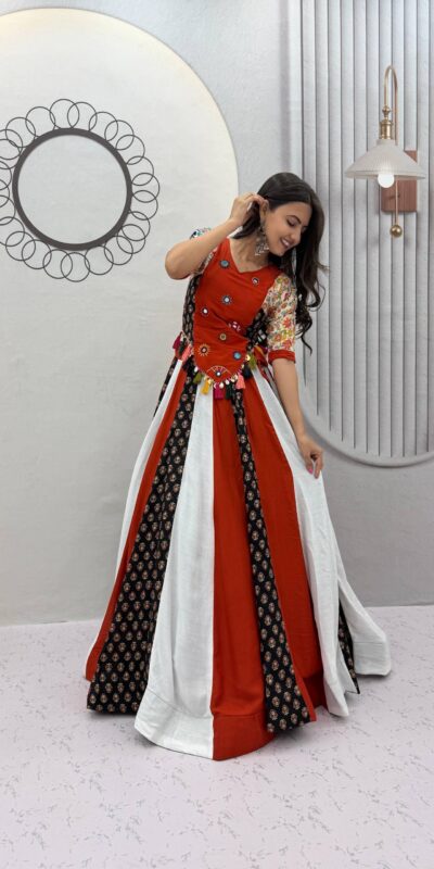 PC 587 Red in Pure Cotton Mirror Work & Gamthi Work Lehenga Choli . Exclusive Offer ₹3049. Delivery 4-6 Working Days. Shop now. | Bollywood Lehenga, Creative Lehenga, Designer Lehenga, Embroidered Lehenga, Lehenga, Party Wear Lehenga