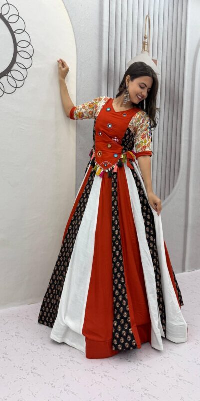 PC 587 Red in Pure Cotton Mirror Work & Gamthi Work Lehenga Choli . Exclusive Offer ₹3049. Delivery 4-6 Working Days. Shop now. | Bollywood Lehenga, Creative Lehenga, Designer Lehenga, Embroidered Lehenga, Lehenga, Party Wear Lehenga