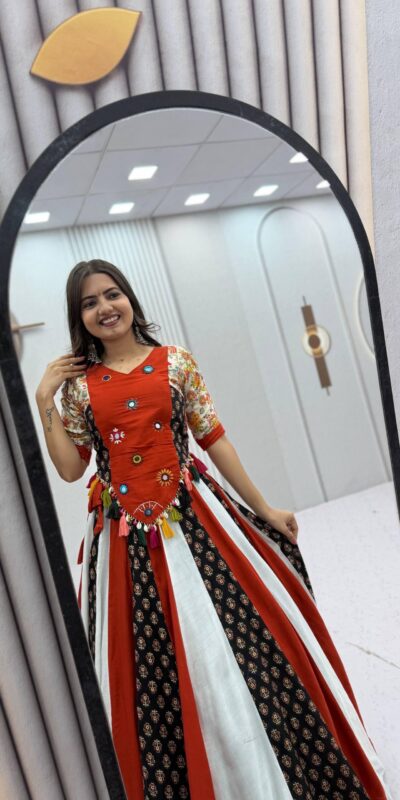 PC 587 Red in Pure Cotton Mirror Work & Gamthi Work Lehenga Choli . Exclusive Offer ₹3049. Delivery 4-6 Working Days. Shop now. | Bollywood Lehenga, Creative Lehenga, Designer Lehenga, Embroidered Lehenga, Lehenga, Party Wear Lehenga