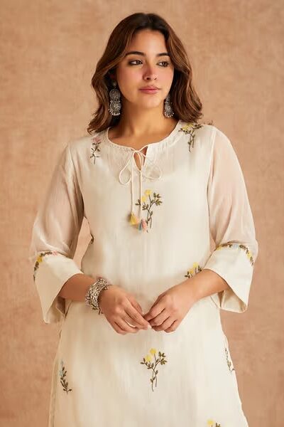 MF 513 in White Cotton Silk Digital Print & Embroidery Work Salwar Suit . Festive Deal ₹2149. Delivery 4-6 Working Days. Shop now. | Casual Suits, Jump Suits, Creative suits, Designer Suits, Palazzo Suits, Party Wear Suits, Patiala Suits, Salwar suit, Straight Suits