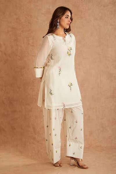 MF 513 in White Cotton Silk Digital Print & Embroidery Work Salwar Suit . Festive Deal ₹2149. Delivery 4-6 Working Days. Shop now. | Casual Suits, Jump Suits, Creative suits, Designer Suits, Palazzo Suits, Party Wear Suits, Patiala Suits, Salwar suit, Straight Suits