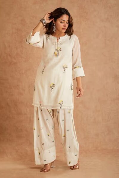 MF 513 in White Cotton Silk Digital Print & Embroidery Work Salwar Suit . Festive Deal ₹2149. Delivery 4-6 Working Days. Shop now. | Casual Suits, Jump Suits, Creative suits, Designer Suits, Palazzo Suits, Party Wear Suits, Patiala Suits, Salwar suit, Straight Suits